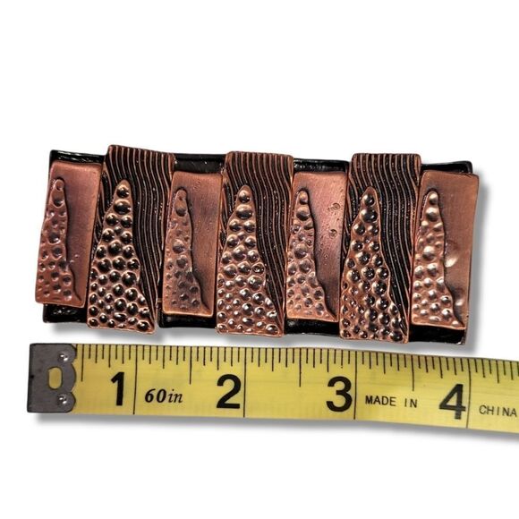 Textured Copper colored metal stretch bracelet - Picture 5 of 5